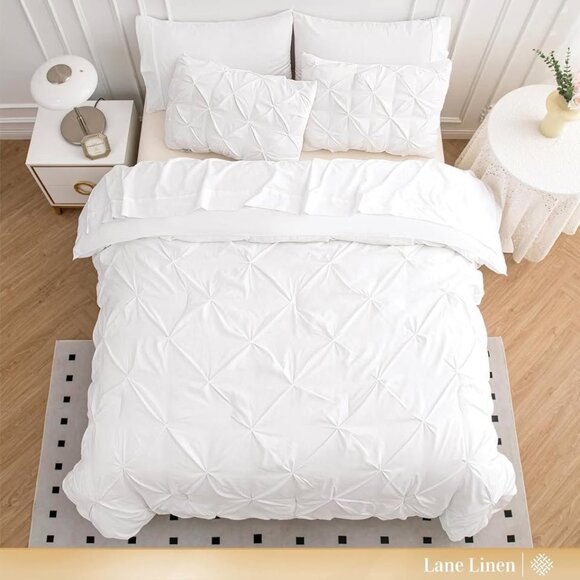 New White 7 Piece Pinch Pleated QUEEN Comforter Bedding Set - Picture 2 of 4